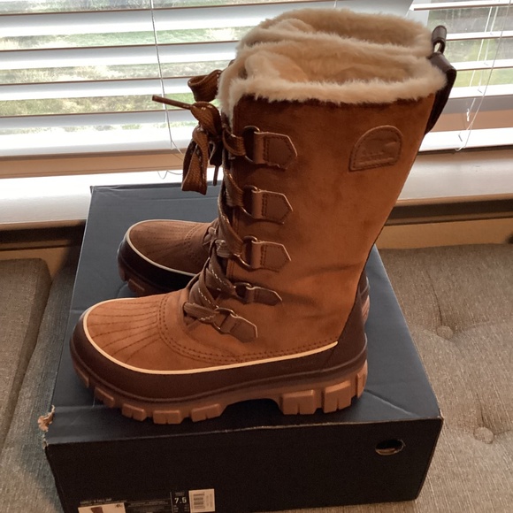 Sorel Women's Tivoli V Tall Waterproof Boots, size 7.5 - Picture 6 of 10